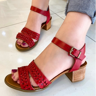 Sandália Corte a Laser Couro Vermelho