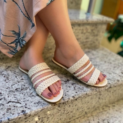 Rasteira Trançada Creme