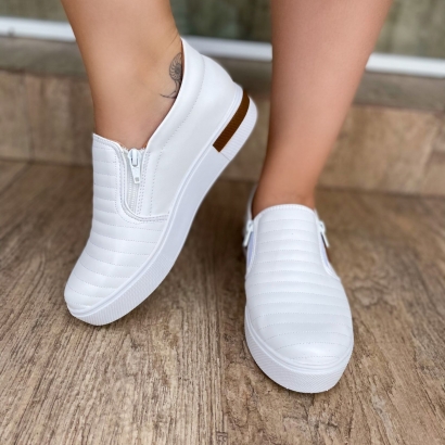 Tênis Slip On Branco