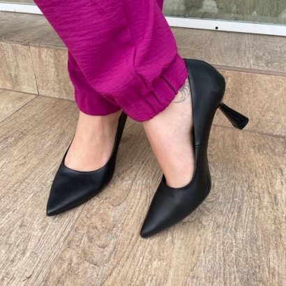 Scarpin Salto Taça Preto