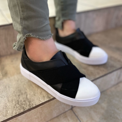 Tênis Slip On Elástico Preto