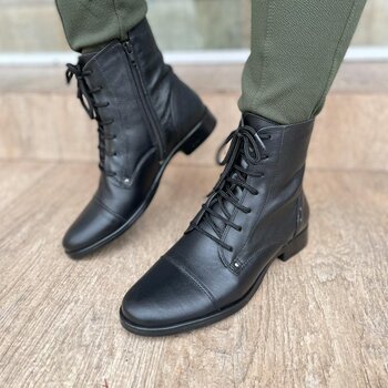 Bota Coturno Couro Preto