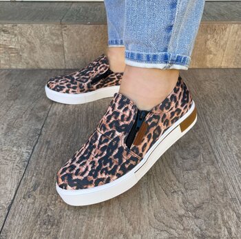Tênis Slip On Zíper Animal Print Onça