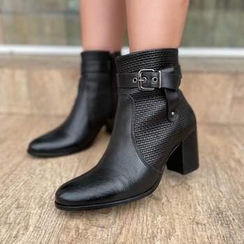 Bota em Couro Genebra Preto