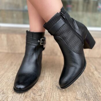 Bota em Couro Genebra Preto
