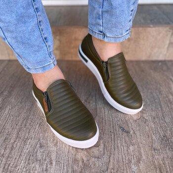 Tênis Slip On Zíper Verde Militar