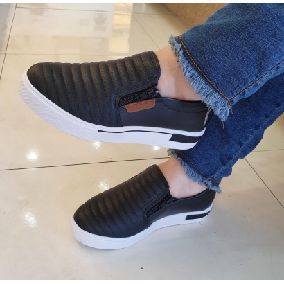Tênis Slip On Zíper Preto